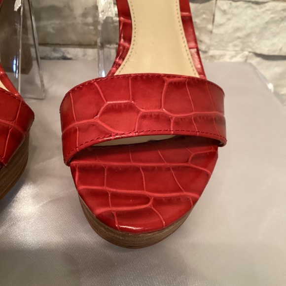 Vince Camuto Winderly ankle strap platform sandals - Picture 3 of 12